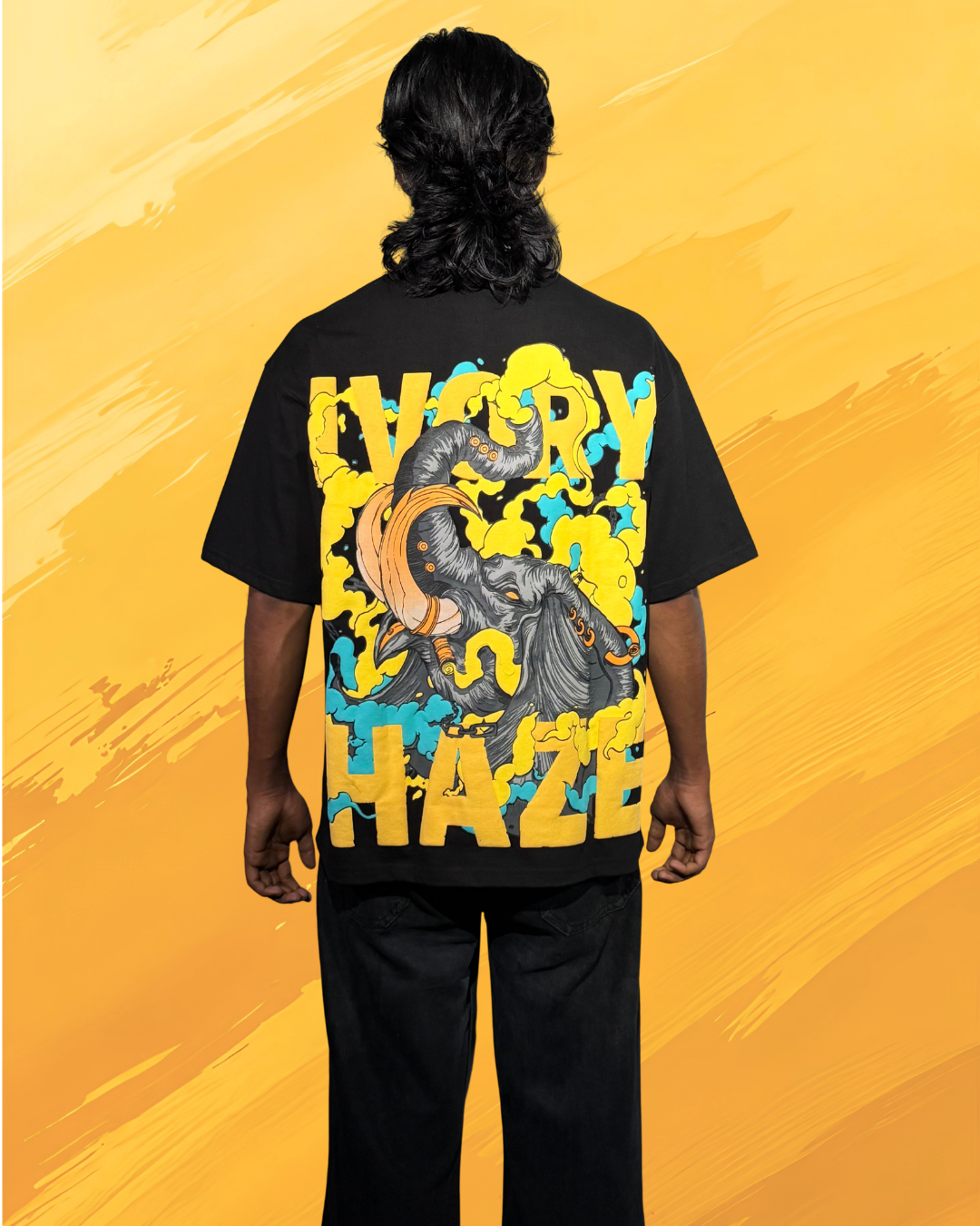 IVORY HAZE Tee - Black